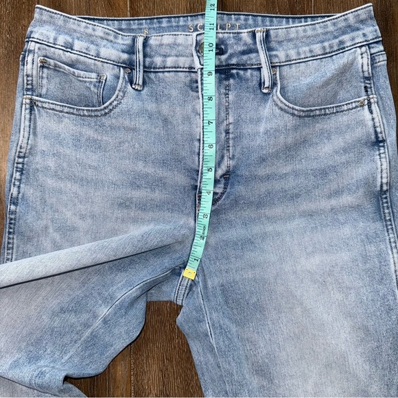 WHBM Sculpt Straight Crop Jeans sz 8 Mom jeans Distressed High Rise Jeans - Picture 8 of 9